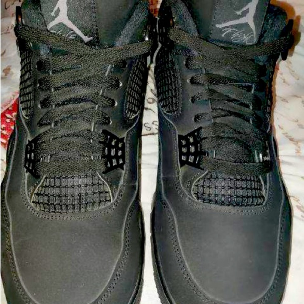 Men’s Nike retro 4  black cat